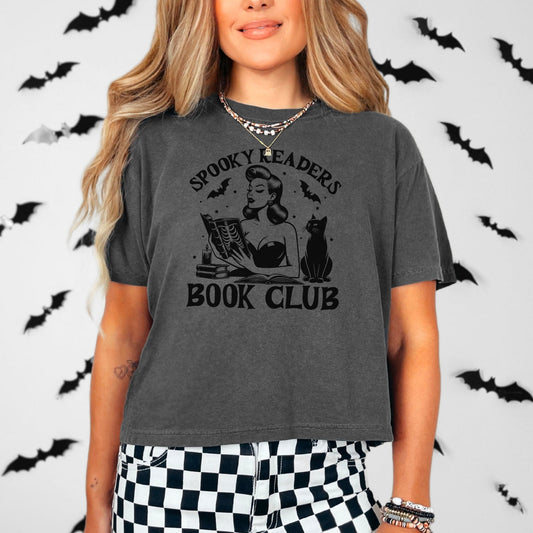 Spooky Readers Book Club Cropped Tee | Premium Heavyweight Comfort Colors Halloween Bookish Shirt for Trendy Book Lovers - Starry Skies Austin