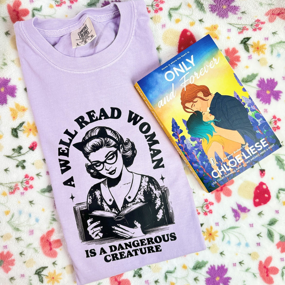 A Well Read Woman Is A Dangerous Creature Heavyweight Comfort Colors Shirt - Starry Skies Austin
