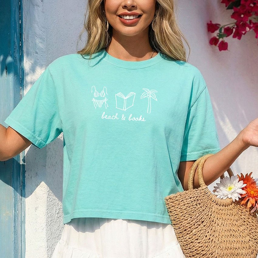 Beach & Books Heavyweight Comfort Colors Boxy Cropped Tee - Starry Skies Austin