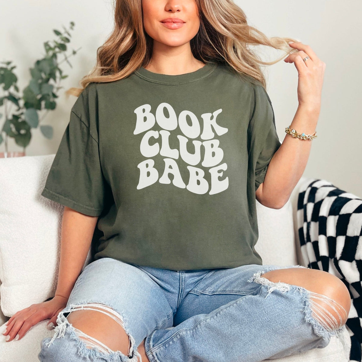Book Club Babe Heavyweight Comfort Colors Shirt - Starry Skies Austin