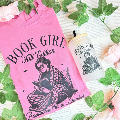 Book Girl Fall Edition Heavyweight Comfort Colors Boxy Cropped Shirt - Starry Skies Austin
