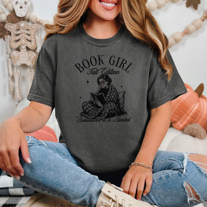 Book Girl Fall Edition Heavyweight Comfort Colors Boxy Cropped Shirt - Starry Skies Austin