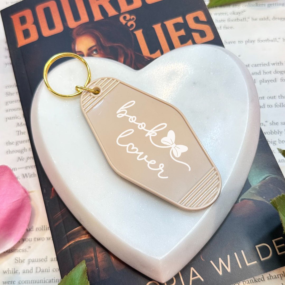 Book Lover Retro Motel Keychain - Starry Skies Austin