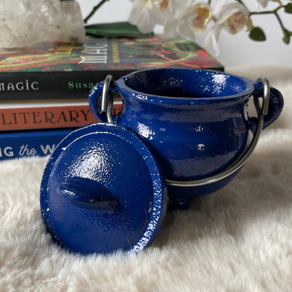 Cast Iron Cauldron with Lid - Starry Skies Austin