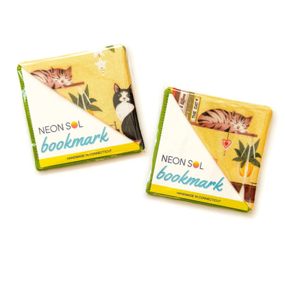 Corner Bookmark | cats on bookshelves - Starry Skies Austin
