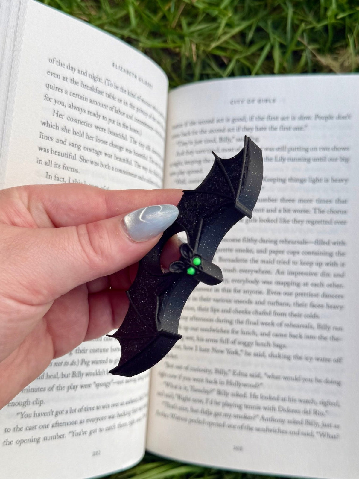 Green Eyed Bat 3d Printed Thumb Book Holder - Starry Skies Austin