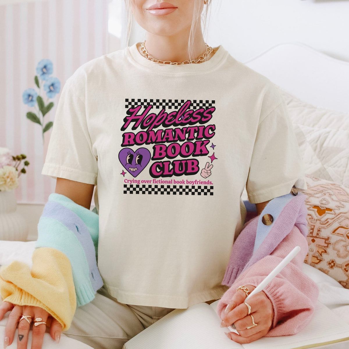 Hopeless Romantic Book Club Heavyweight Comfort Colors Boxy Cropped Shirt - Starry Skies Austin