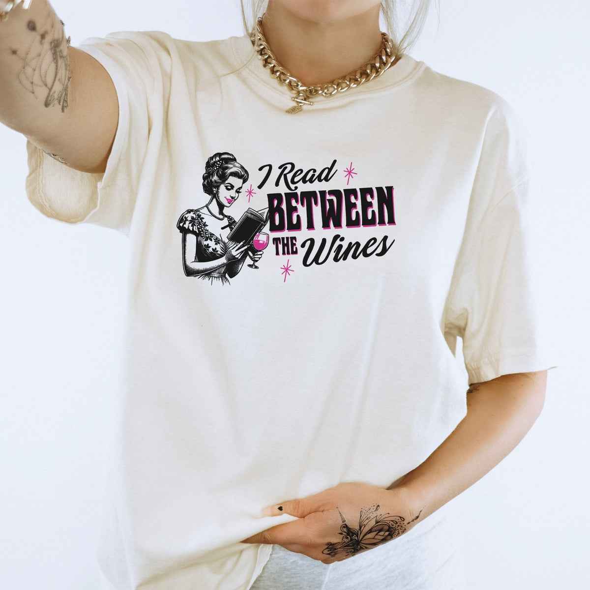 I Read Between The Wines Heavyweight Comfort Colors Shirt - Starry Skies Austin