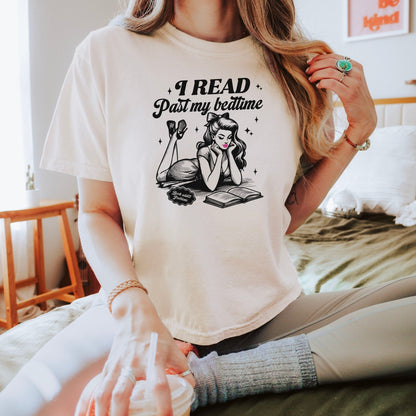 I Read Past My Bedtime Heavyweight Comfort Colors Boxy Cropped Shirt - Starry Skies Austin
