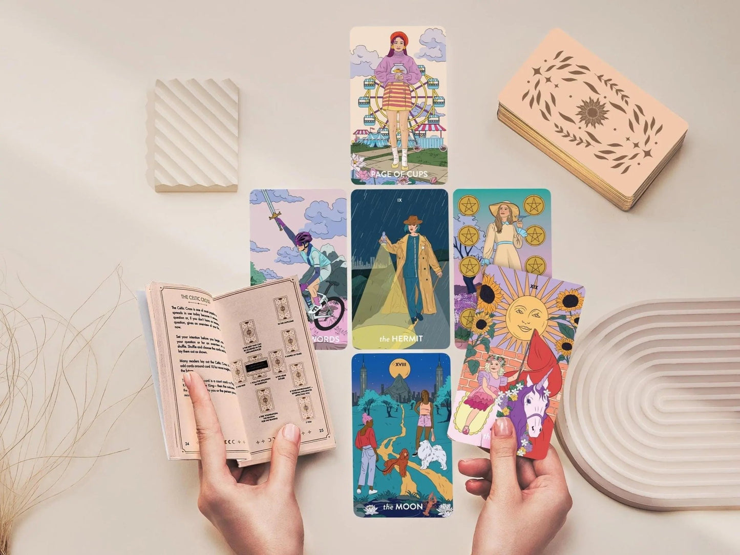 Neoteric Feminine Tarot Deck Set - Starry Skies Austin