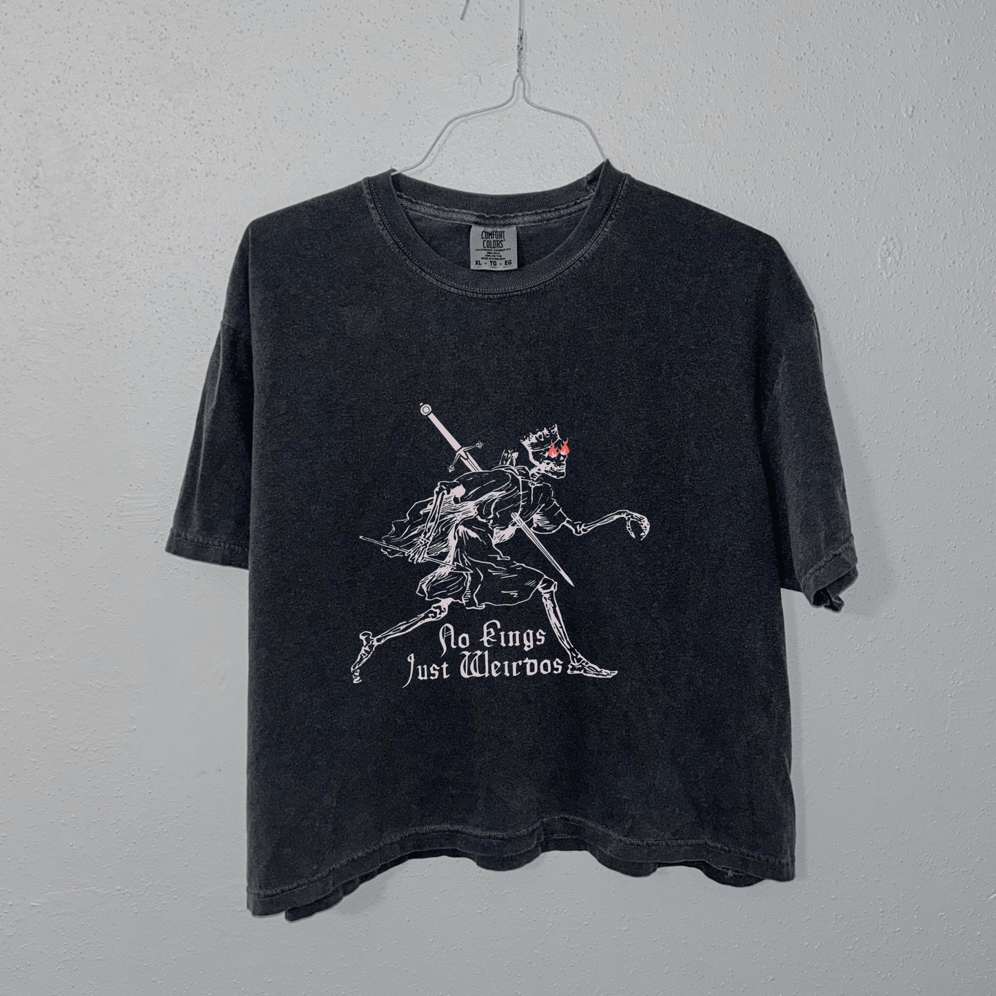 No Kings Just Weirdos Graphic Crop Tee - Starry Skies Austin