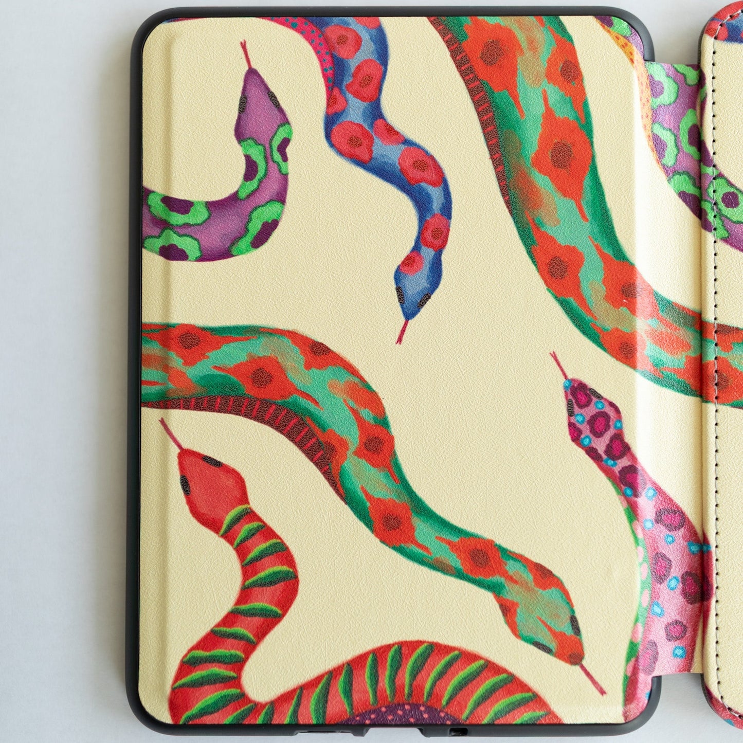 She's a Snake Kindle Case - Starry Skies Austin