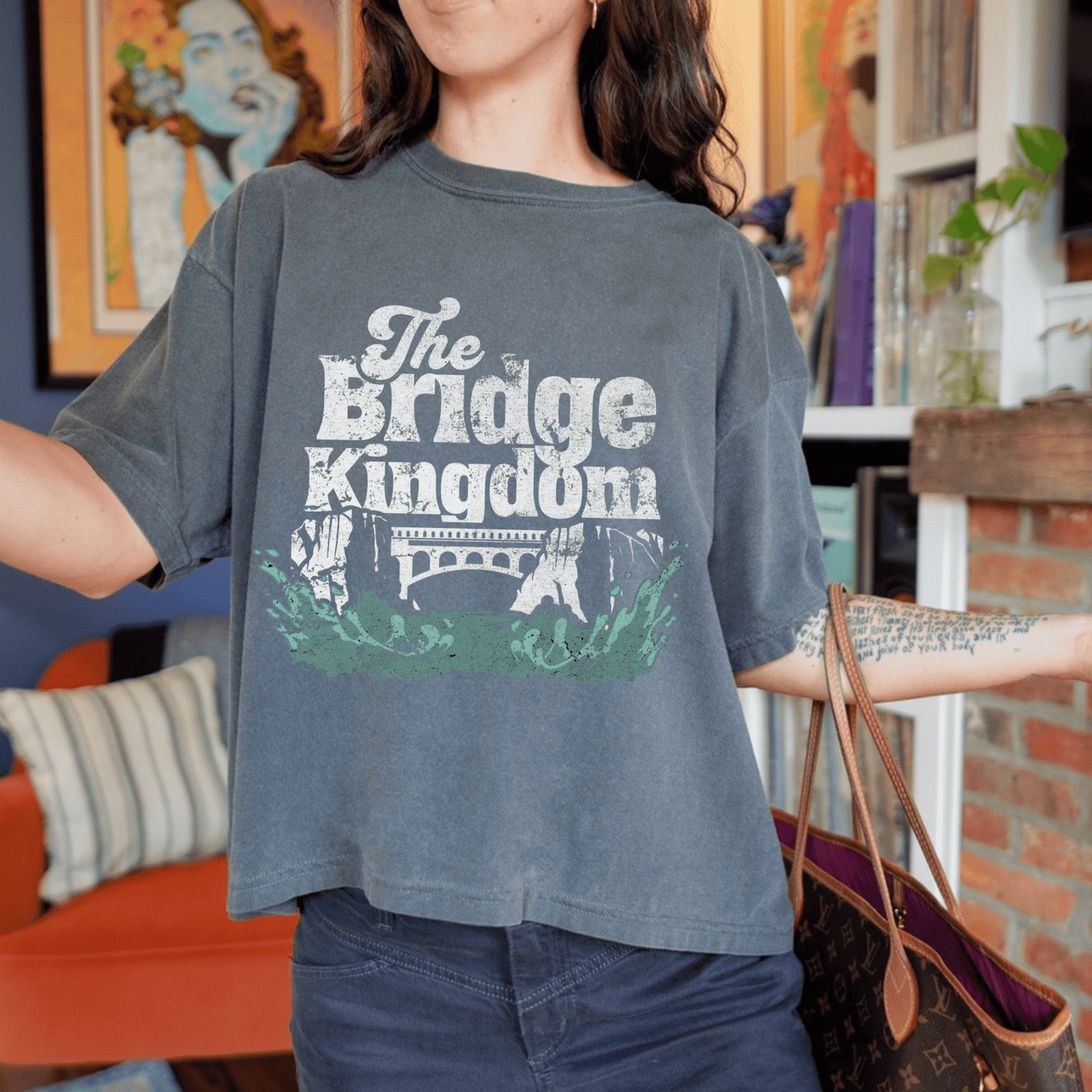 The Bridge Kingdom Crop Tee - Starry Skies Austin