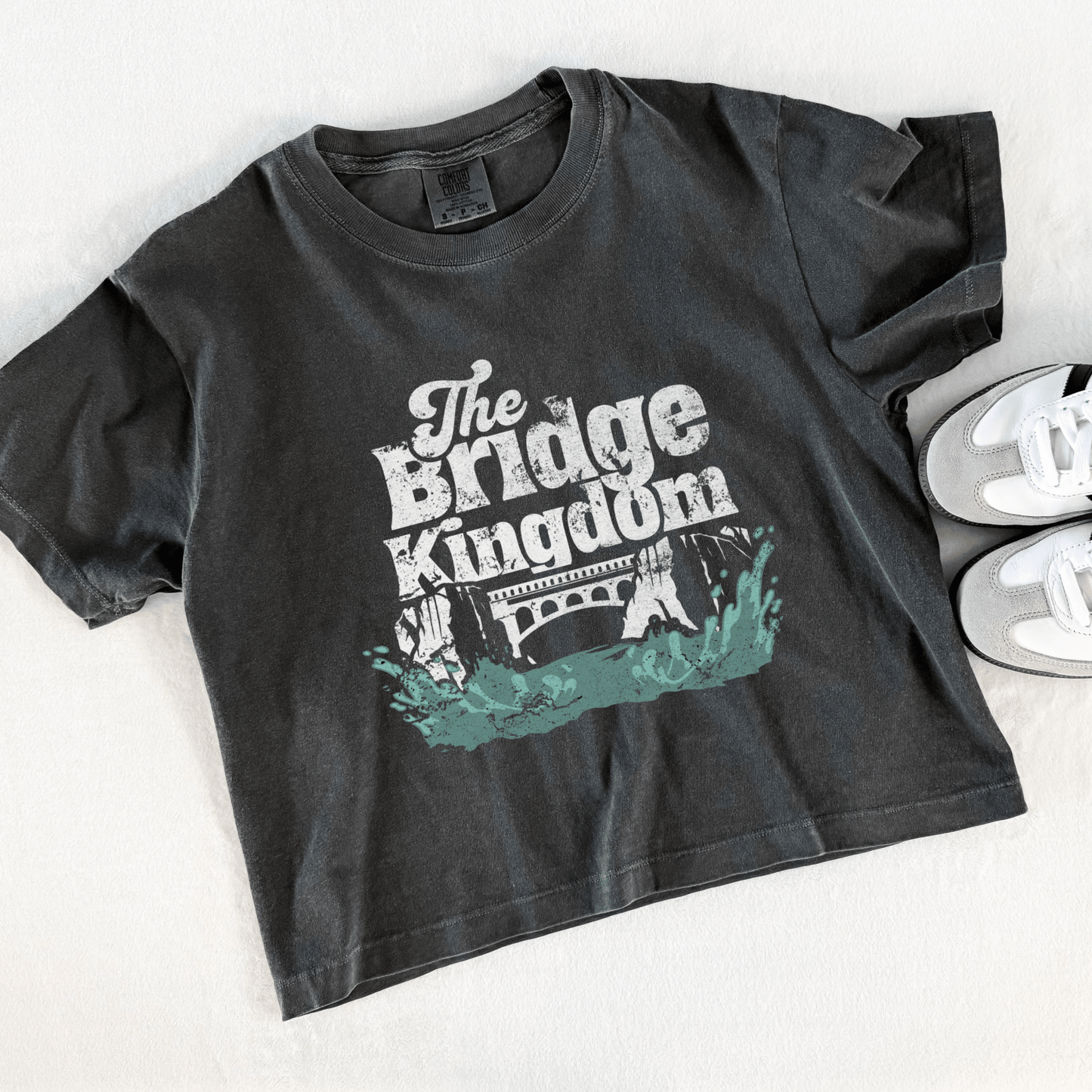 The Bridge Kingdom Crop Tee - Starry Skies Austin