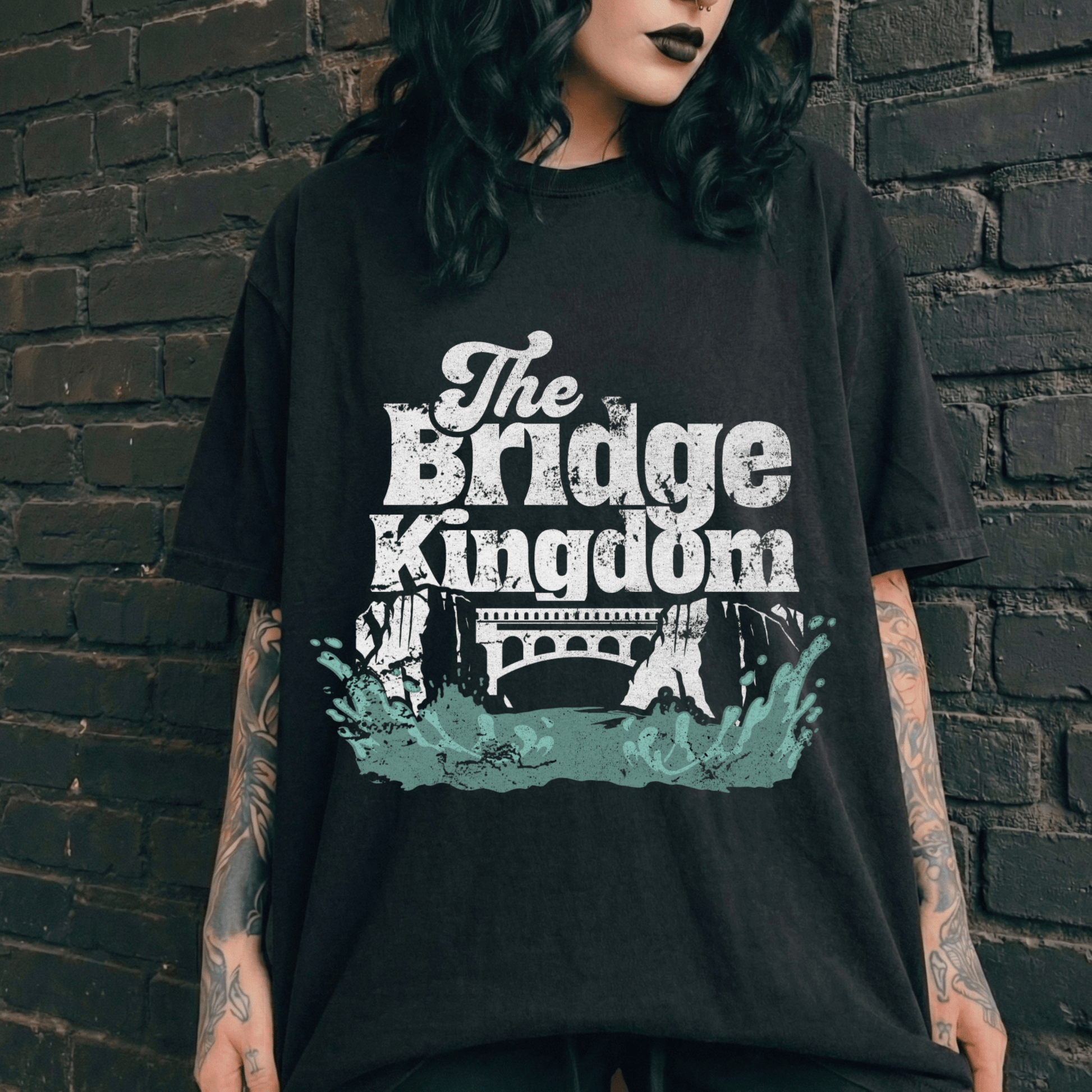 The Bridge Kingdom Oversized Tee - Starry Skies Austin