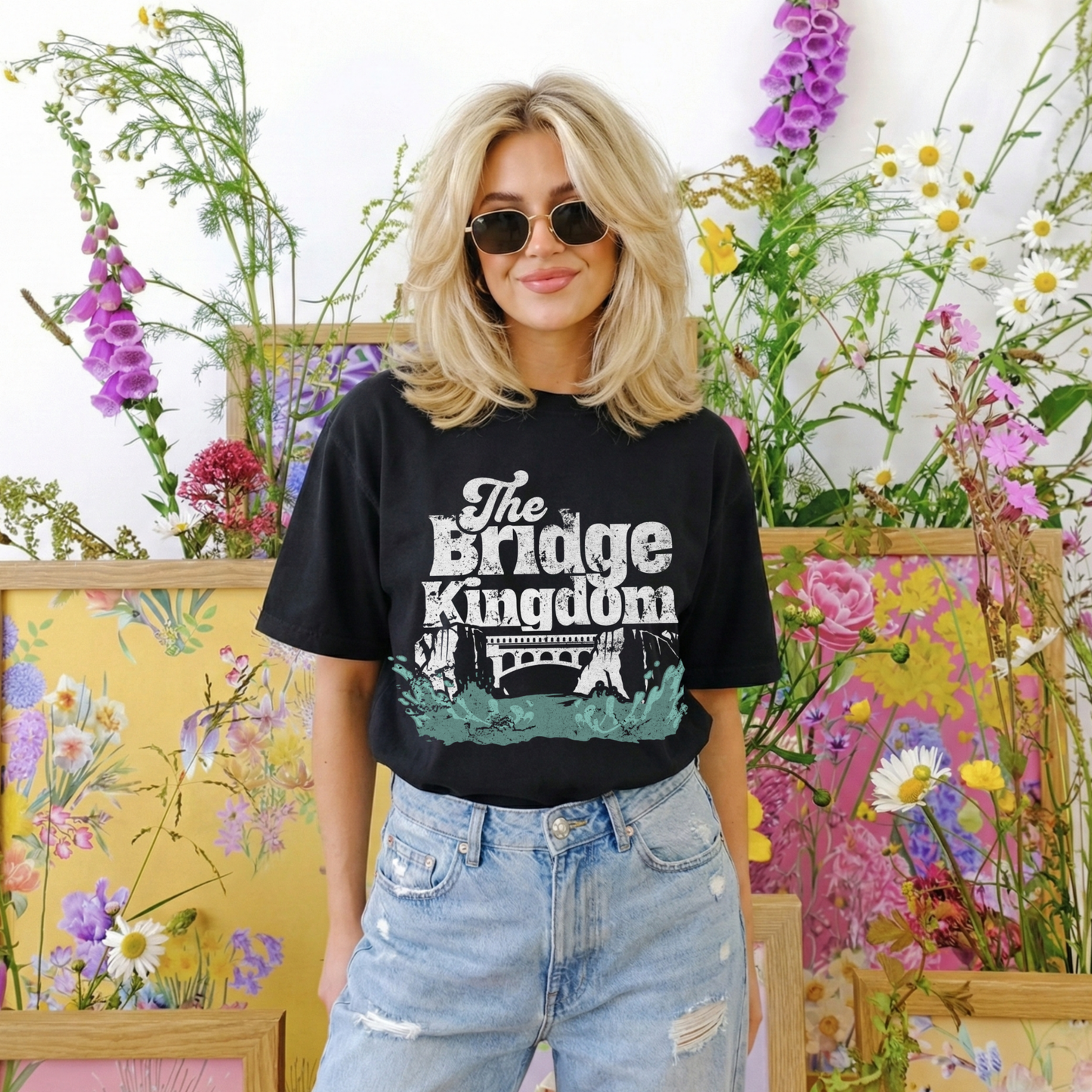 The Bridge Kingdom Oversized Tee - Starry Skies Austin