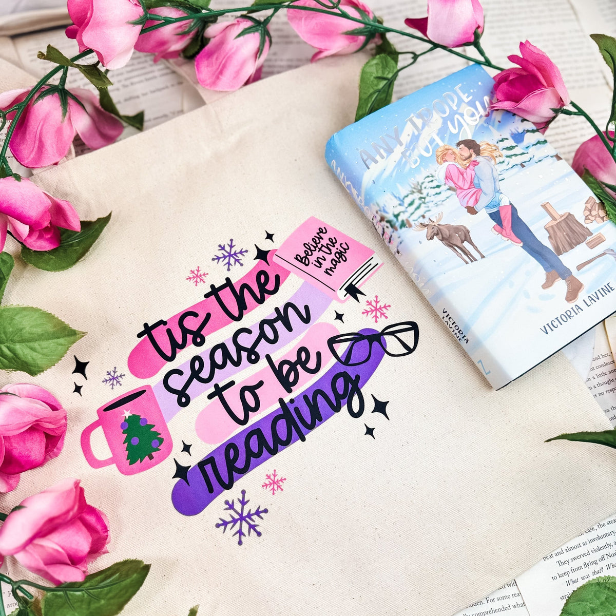 Tis the Season to Be Reading Holiday Canvas Tote Bag | Festive Bookish Christmas Gift for Readers - Starry Skies Austin