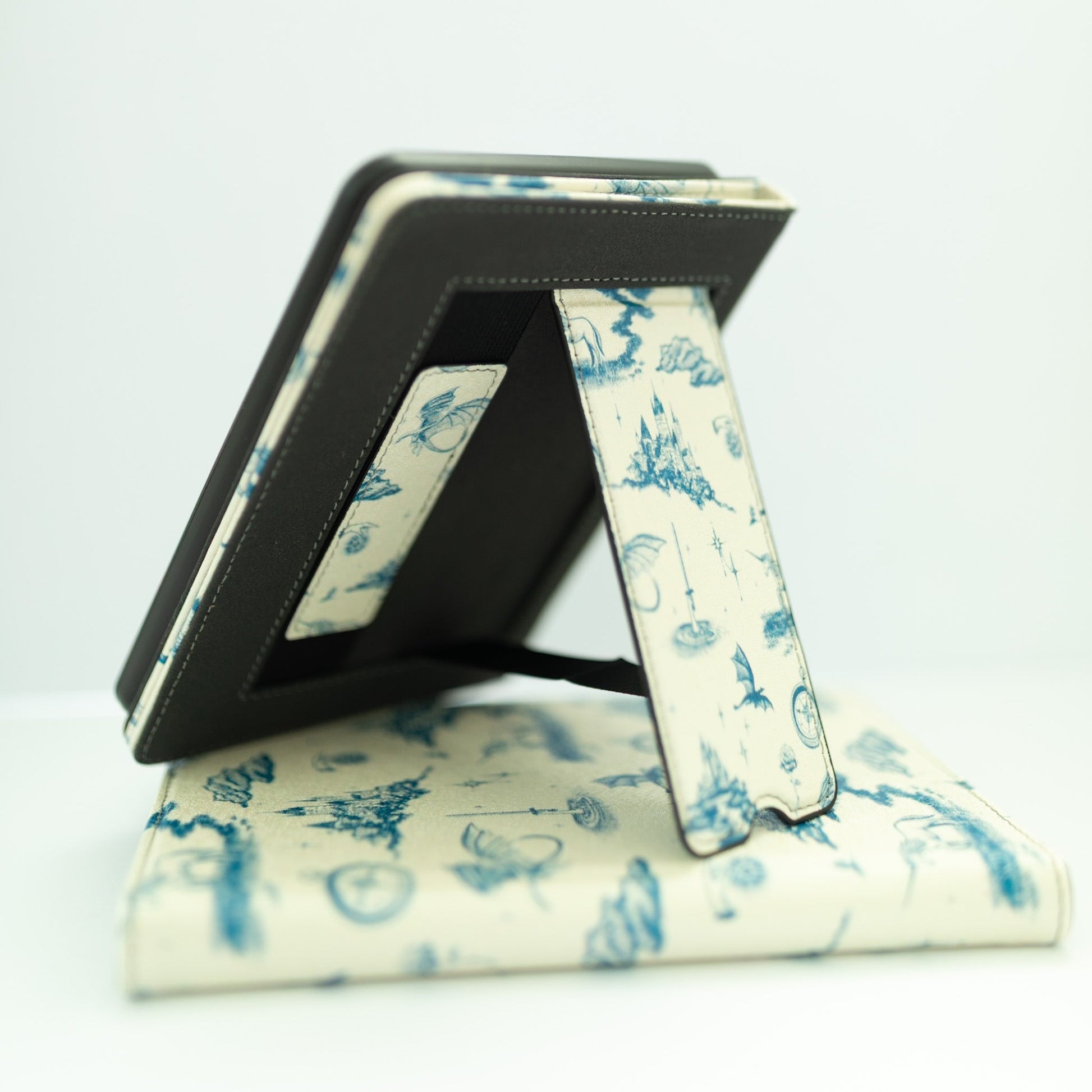 Vintage Fantasy Chinoiserie Kindle Case - Starry Skies Austin